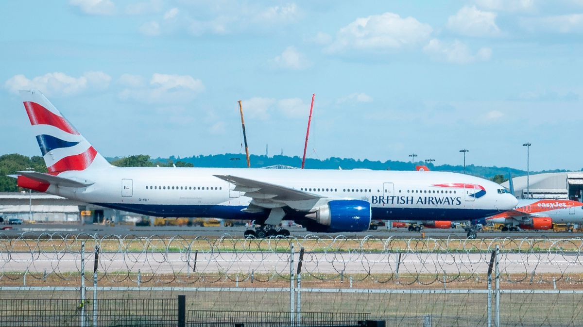 Aviation Viewing Area at LGW