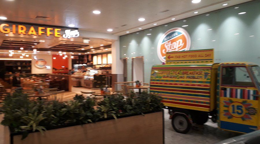 Giraffe Stop restaurant at LHR Airport