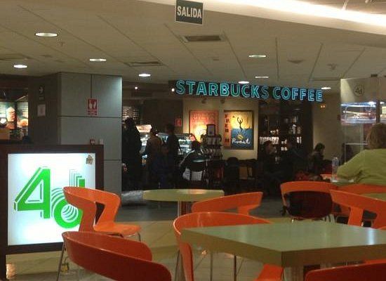 Starbucks restaurant at LIM Airport