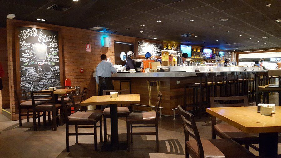 Tanta restaurant at LIM Airport