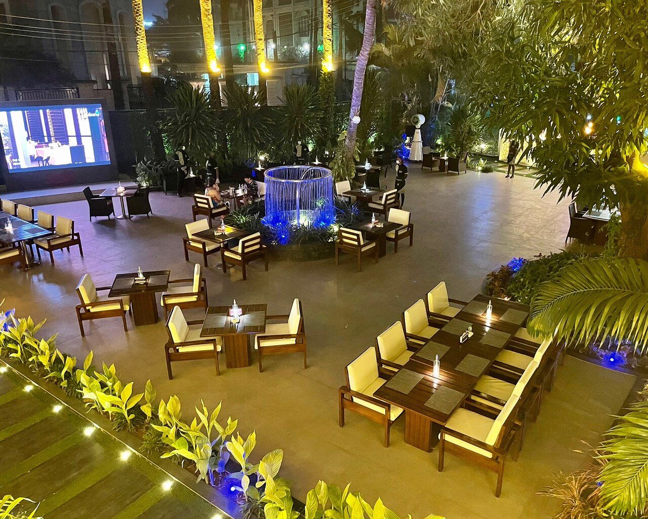 Cilantro Restaurant at LOS