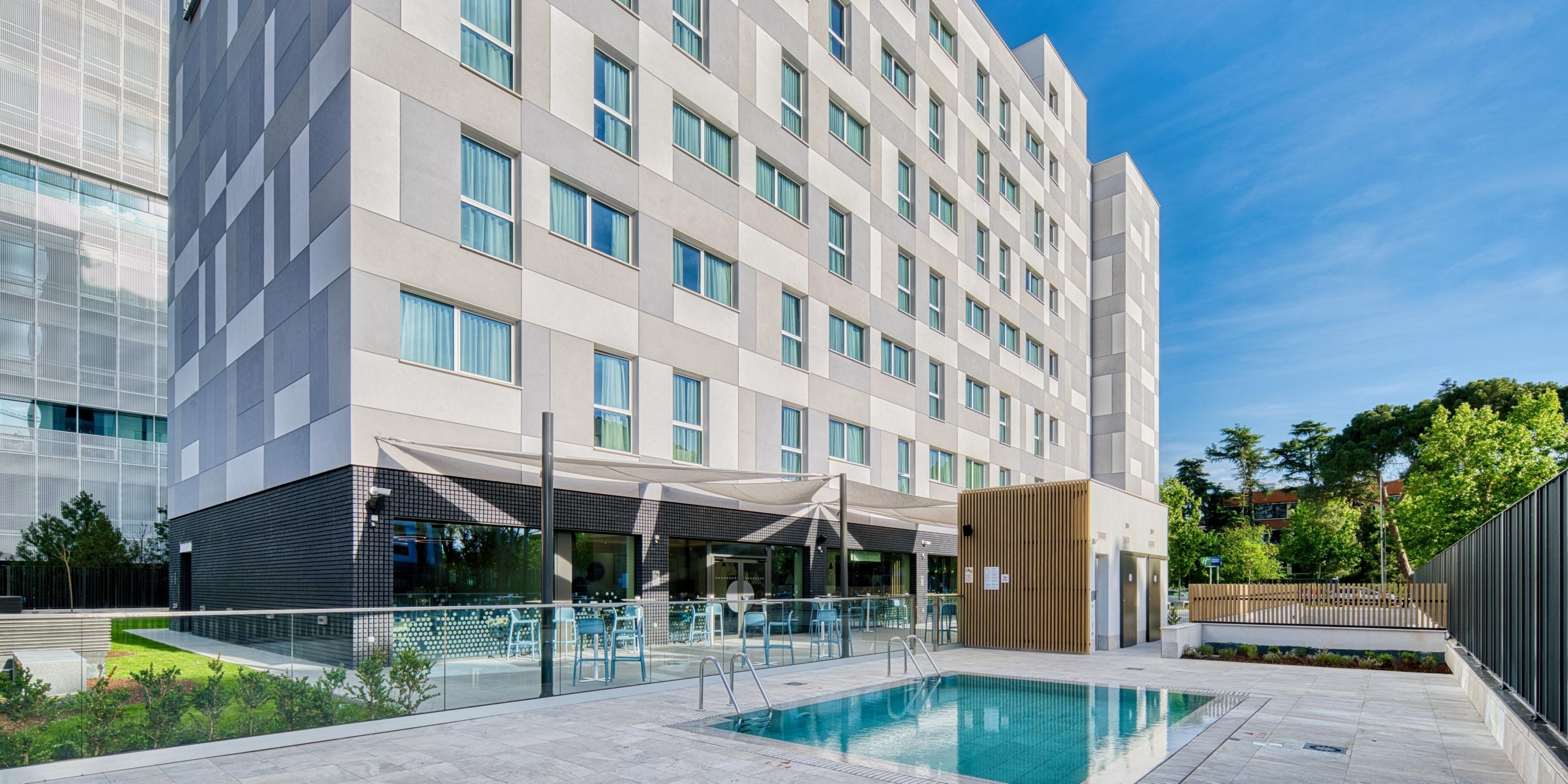 Holiday Inn Madrid Airport near MAD