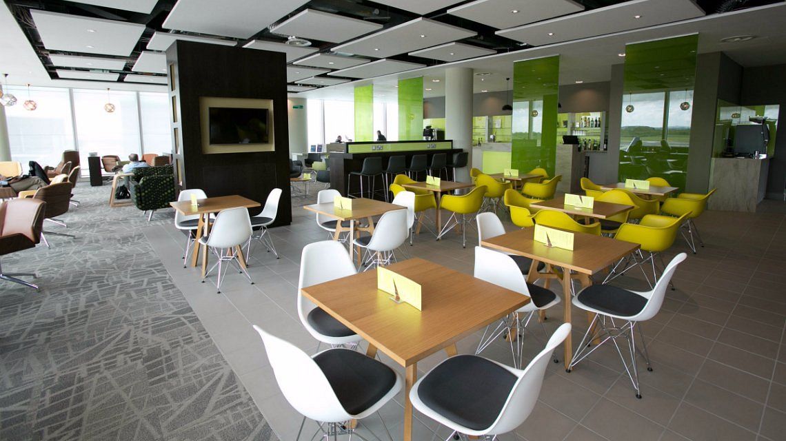 Escape Lounge T3 at MAN