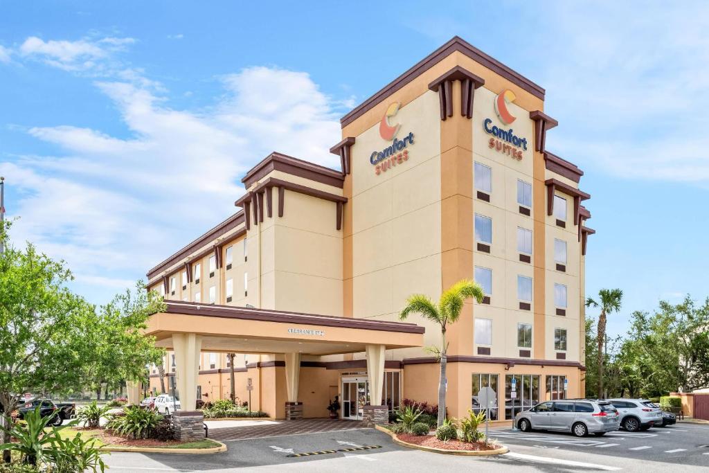Comfort Suites Orlando Airport near MCO