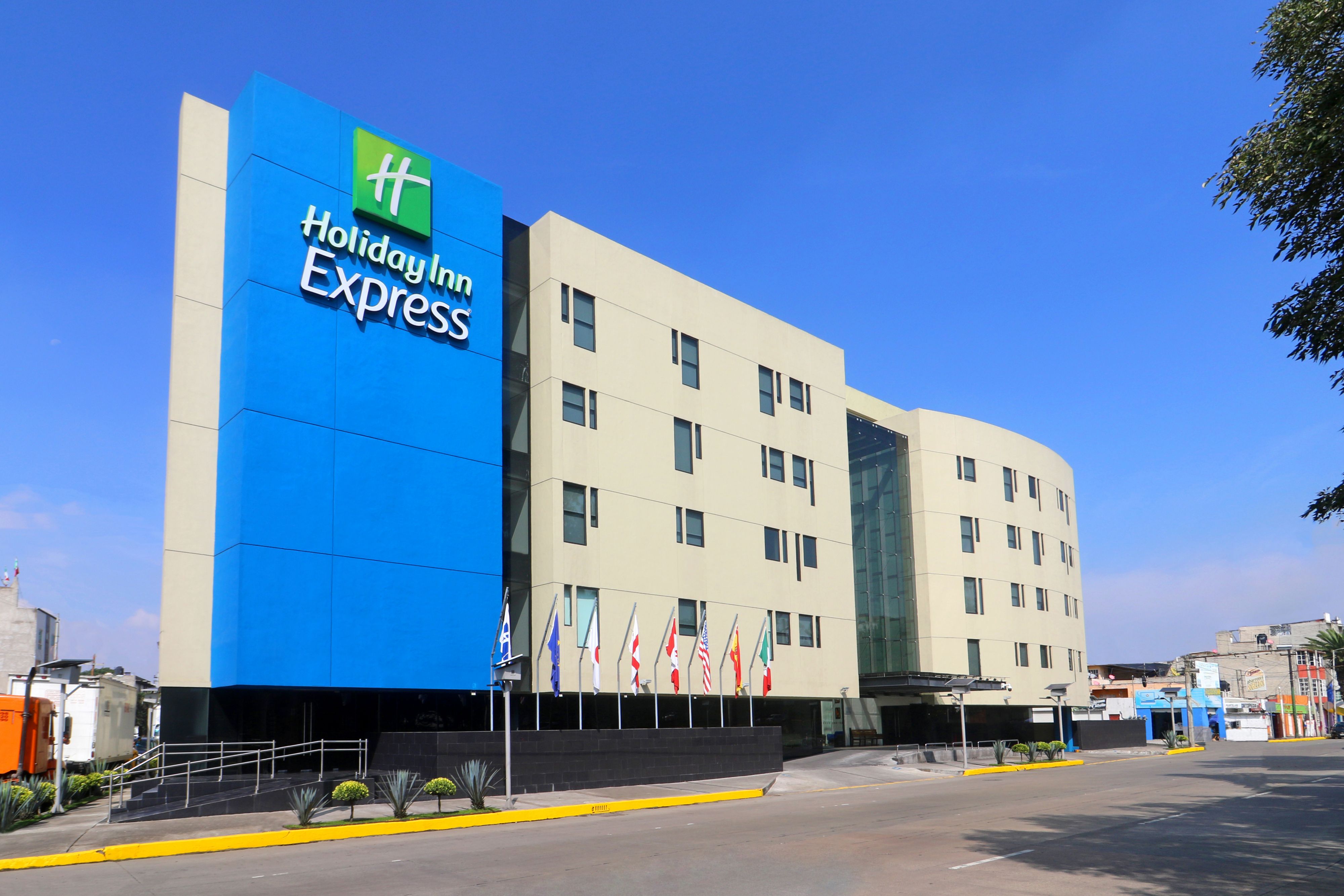 Holiday Inn Express Mexico City Airport near MEX