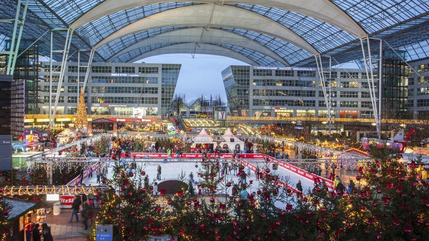 Winter Ice Skating / Christmas Market at MUC