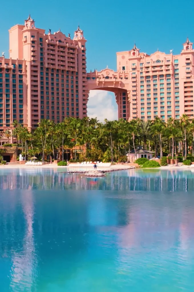 Nassau City Hotel near NAS