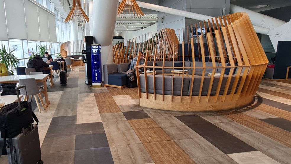 Tarom Business Lounge at OTP