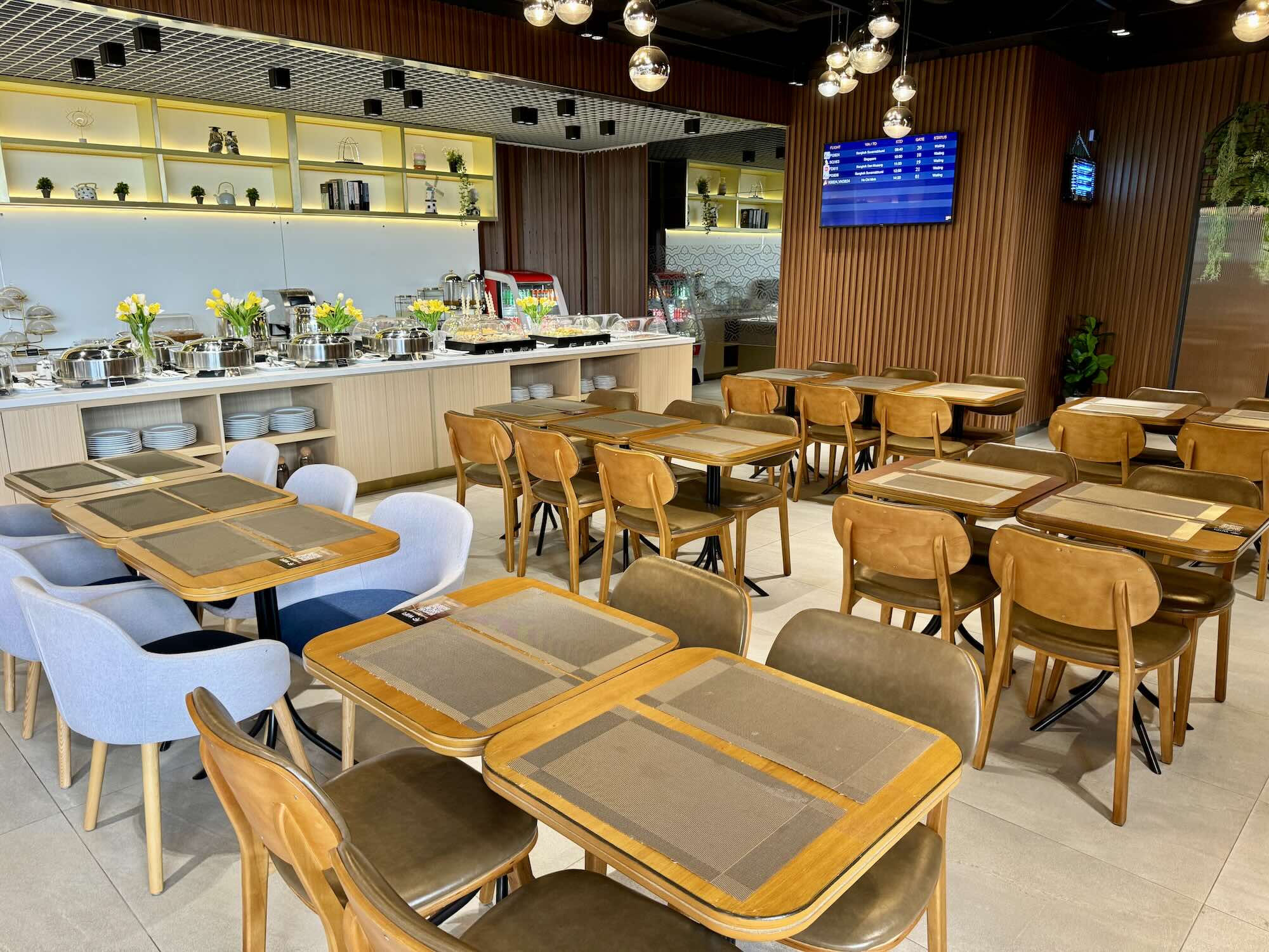 Cambodia Angkor Air Lounge at PNH