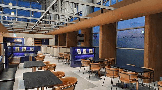 Sky Hub Lounge (International) at PUS