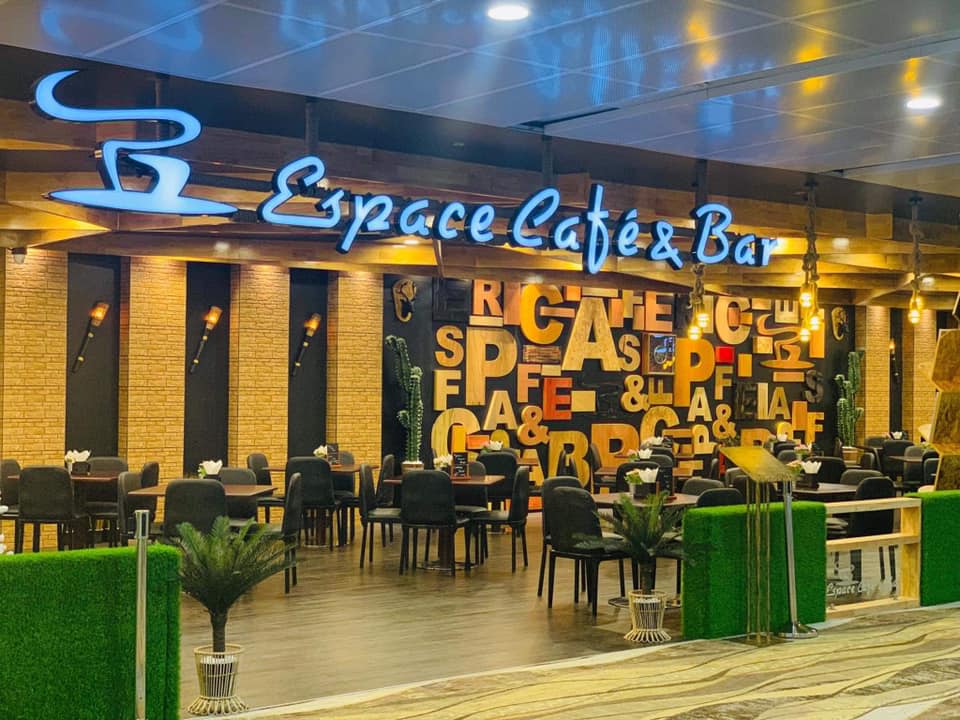 Duty Free Cafe at RGN