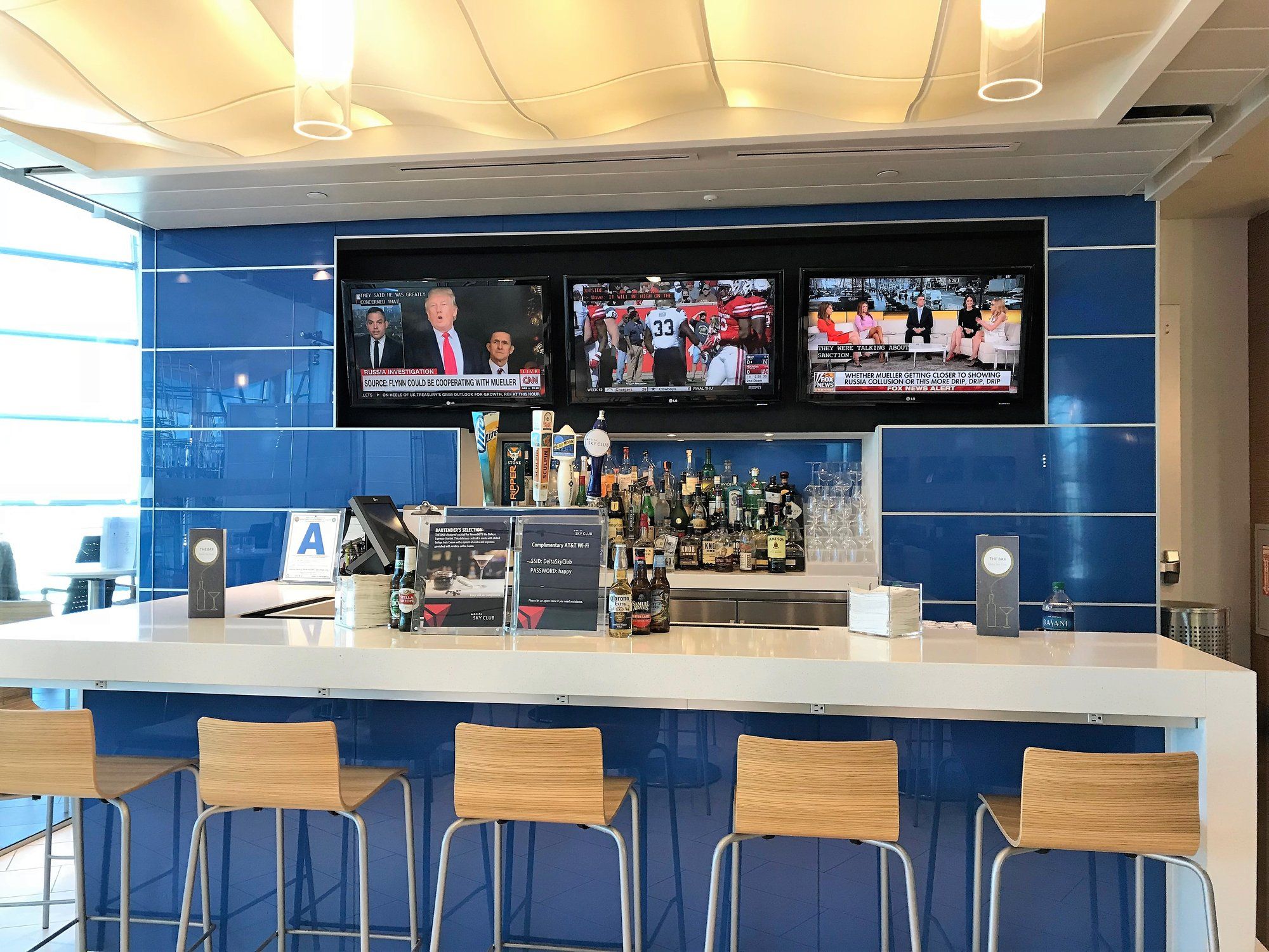 Delta Sky Club at SAN
