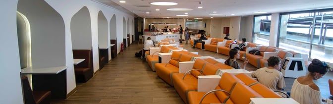 Pacific Club Lounge at SCL