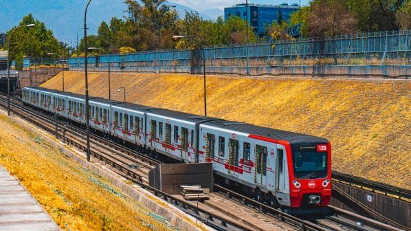 Subway restaurant at SCL Airport