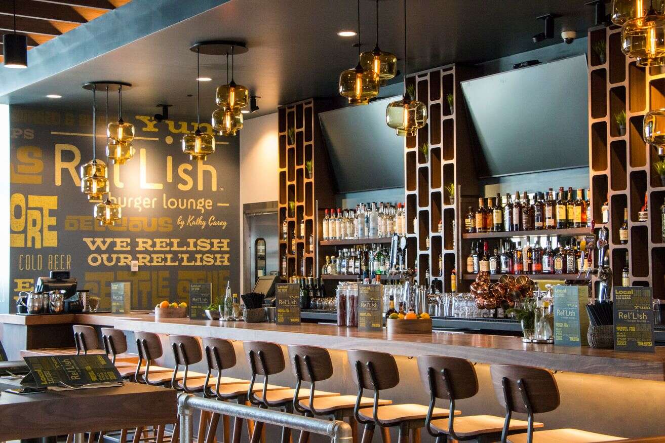Rel'Lish Burger Lounge restaurant at SEA Airport