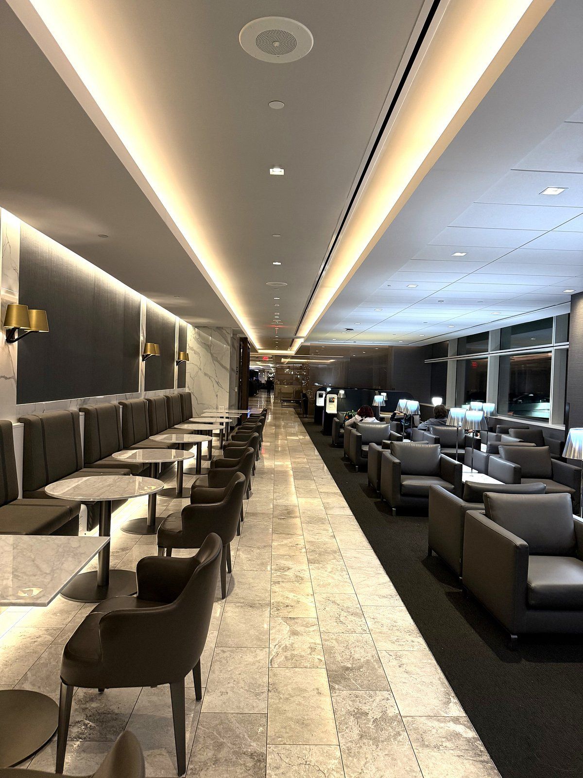 United Polaris Lounge - International Terminal at SFO