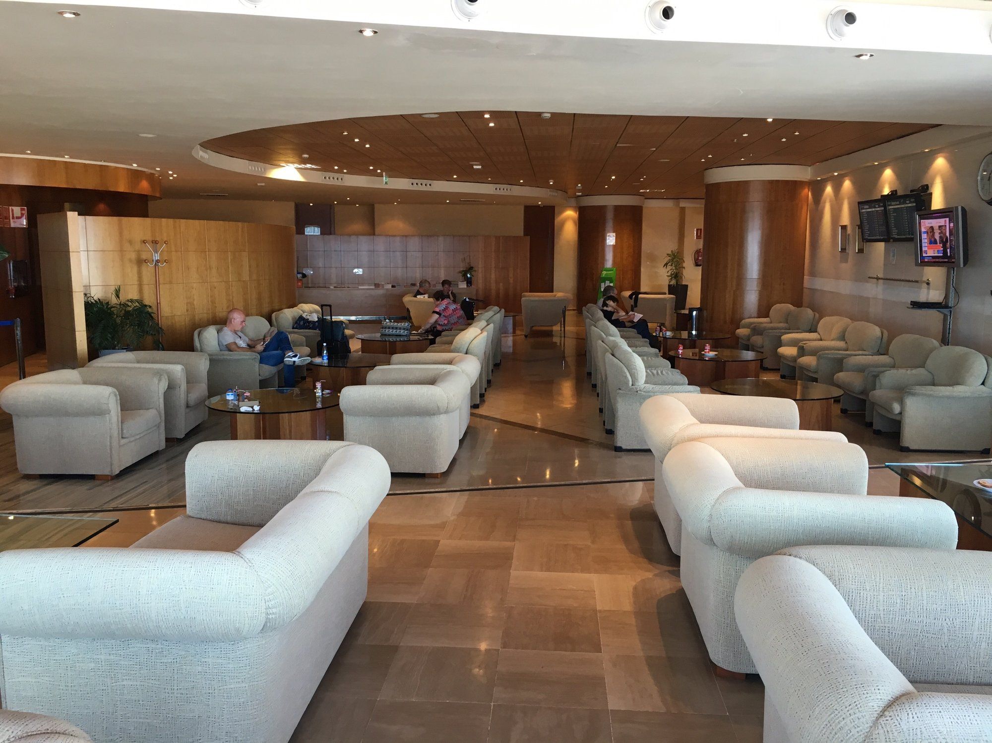 Sala VIP Montanerojo at TFS