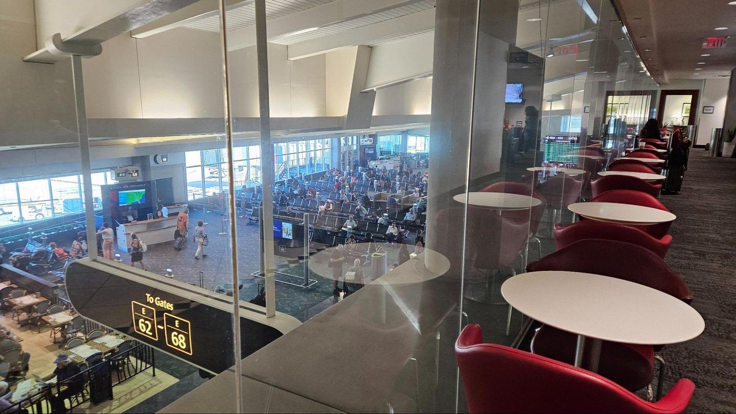 Delta Sky Club at TPA