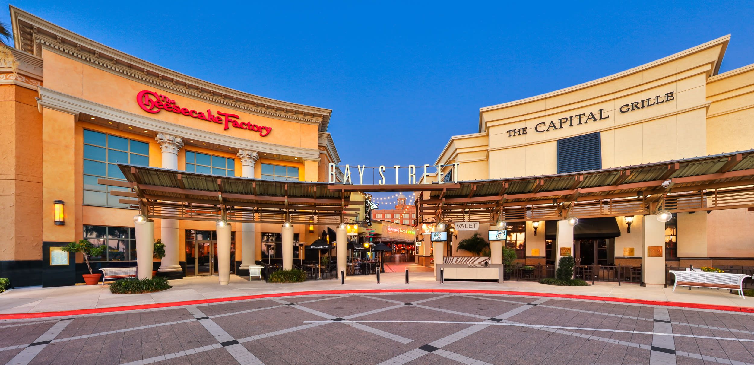 International Plaza and Bay Street at TPA