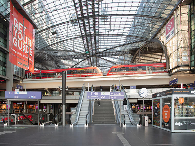 Berlin City Center (Hauptbahnhof) from TXL