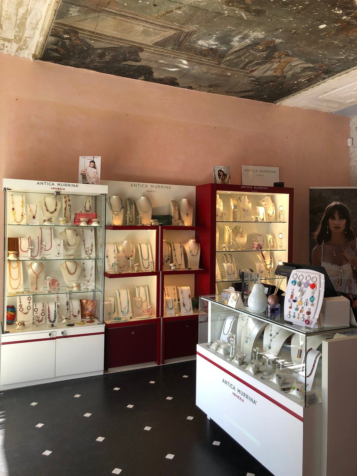 Antica Murrina Cafe at VCE