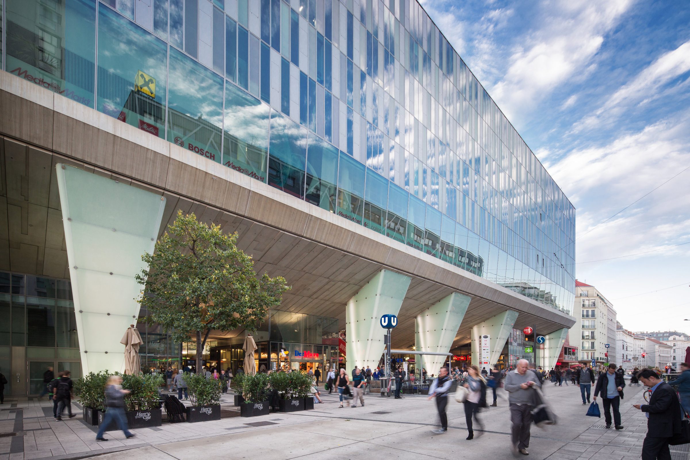 Vienna City Centre (Wien Mitte) from VIE