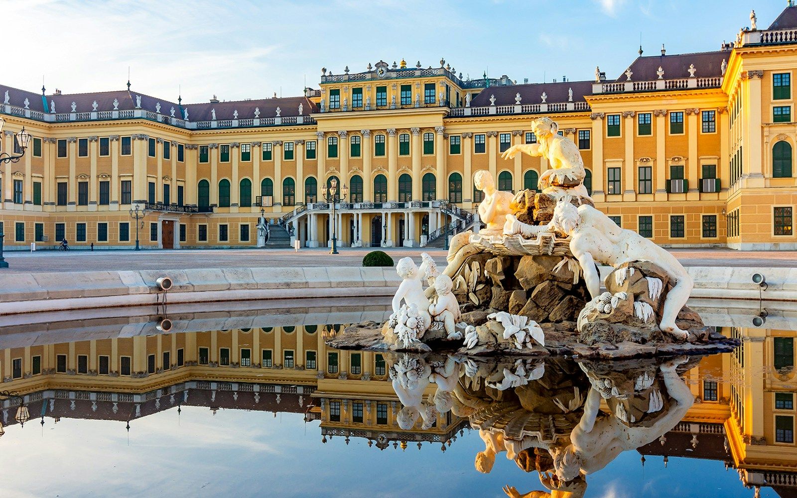 Visit Schonbrunn Palace at VIE